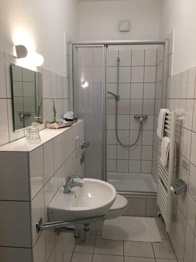 Central Hotel Duisburg Eksteriør bilde