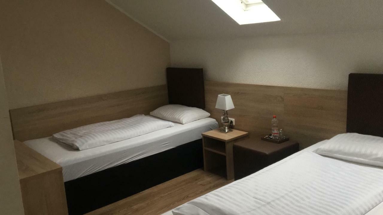 Central Hotel Duisburg Eksteriør bilde